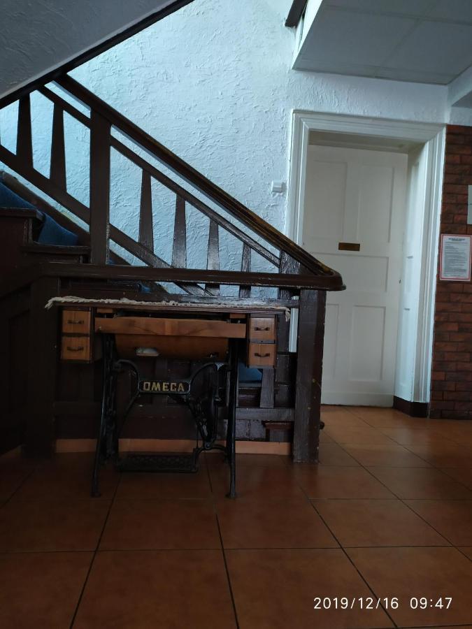 Dom Turysty Pttk Hostel ทอรูน ภายนอก รูปภาพ